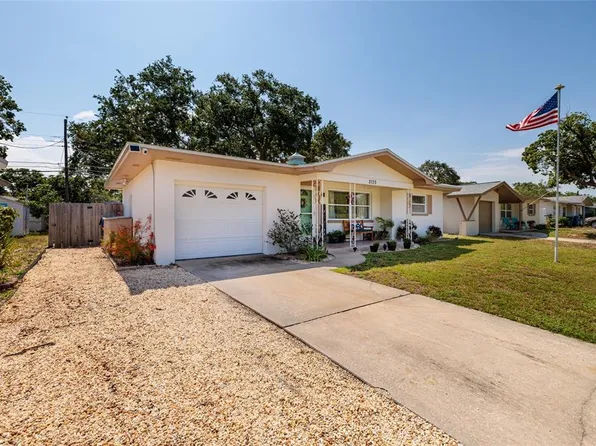 2135 POCAHONTAS DRIVE, LARGO, FL 33774