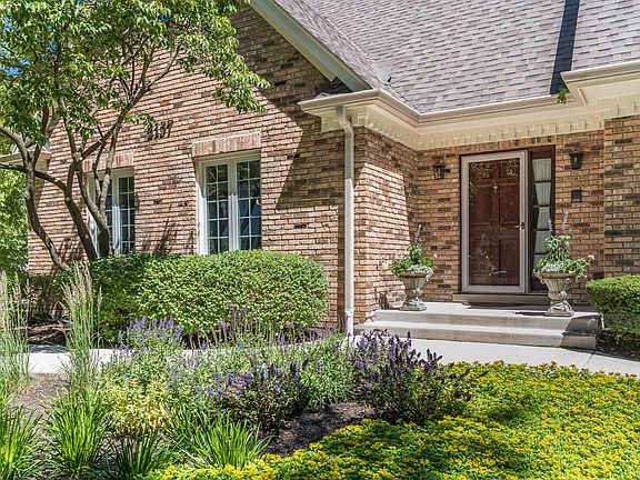 3rd image of 2137 Scarlet Oak Ln