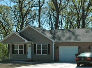 687 Dearborn Rd #B, Valparaiso, IN 46385