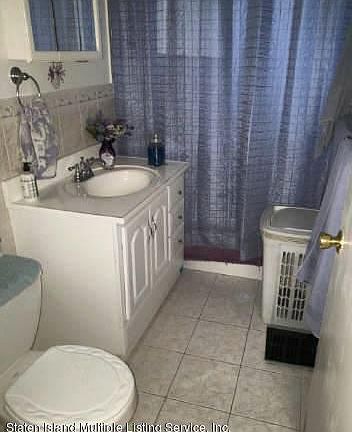 5th image of 344 Hylan Blvd