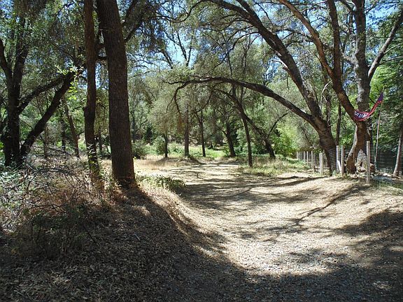 3rd image of 1148 Lotus Rd