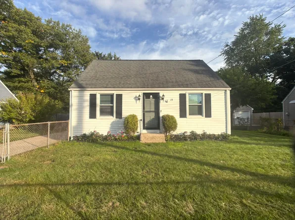 23 Midway St, Springfield, MA 01151