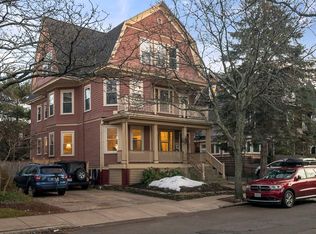 38 Russell St #2, Cambridge, MA 02140