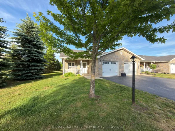 31 Garden Grove Cres, Wasaga Beach, ON L9Z 0E6