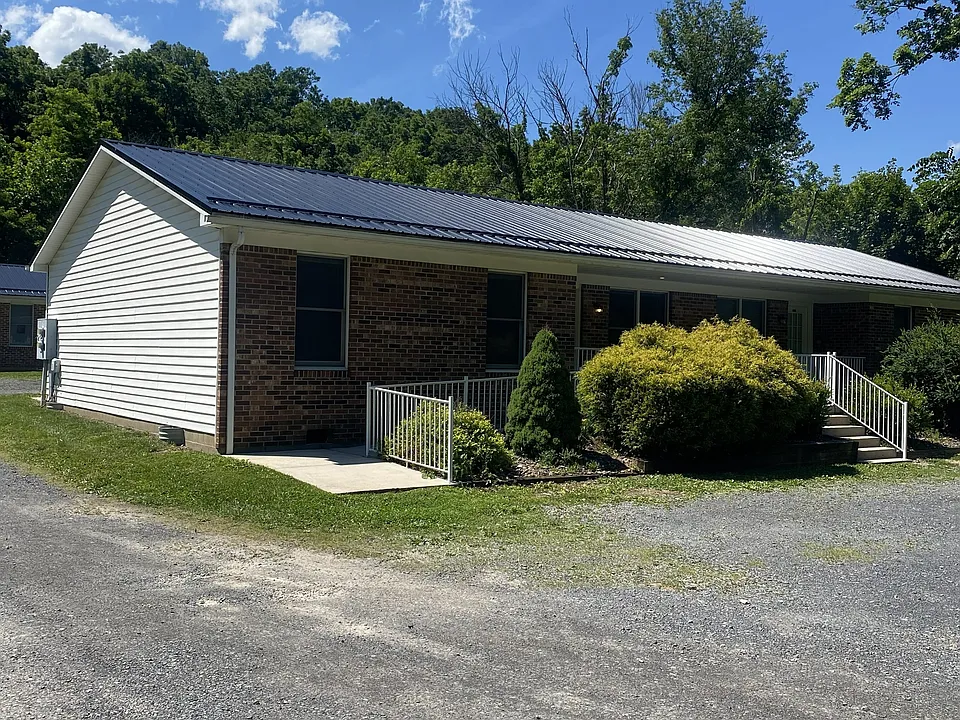 3892 New Creek Hwy