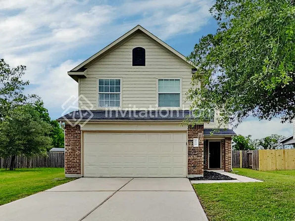 8670 Chaletford Dr, Houston, TX 77044