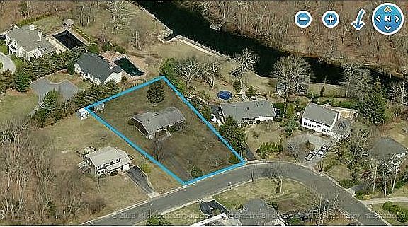 2nd image of 15 Diane Ln