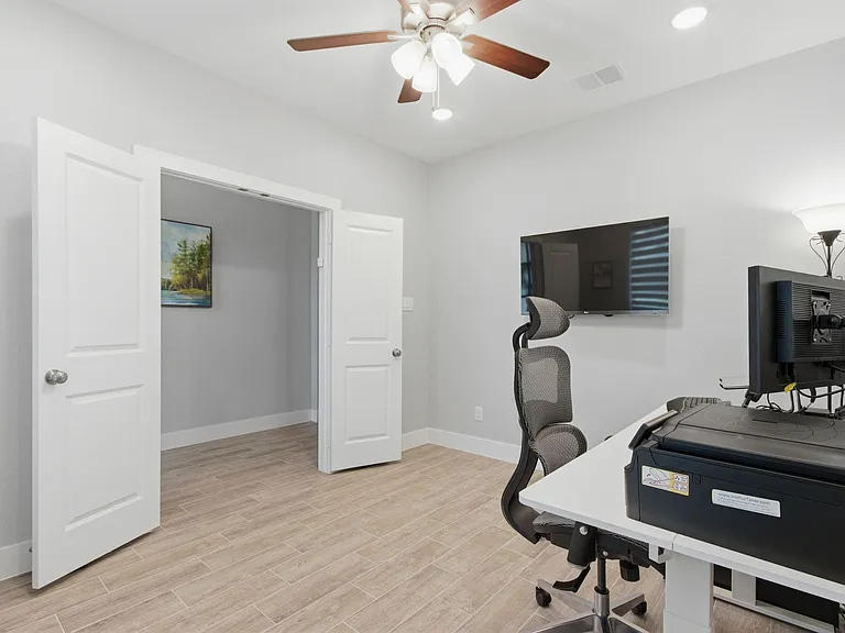 7217 Mantle Ridge Dr — Photo 25