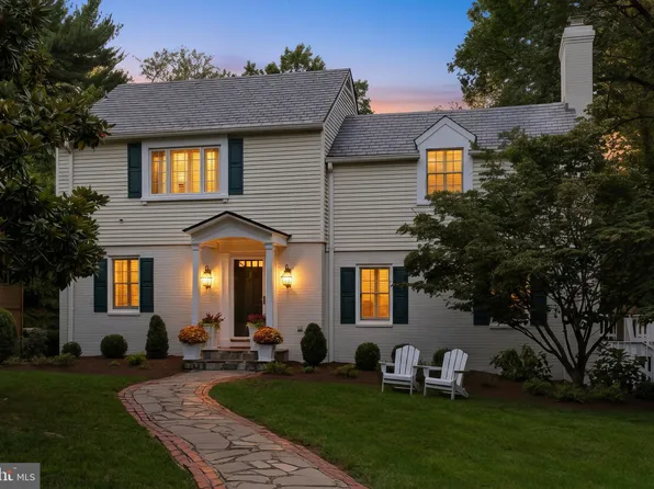 27 Murray Hill Cir, Baltimore, MD 21212