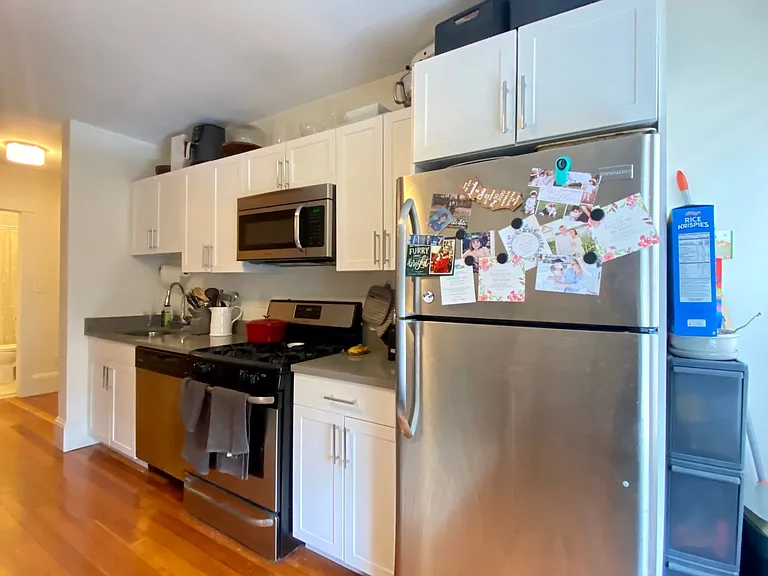 83 Harvard St #29 — Photo 17