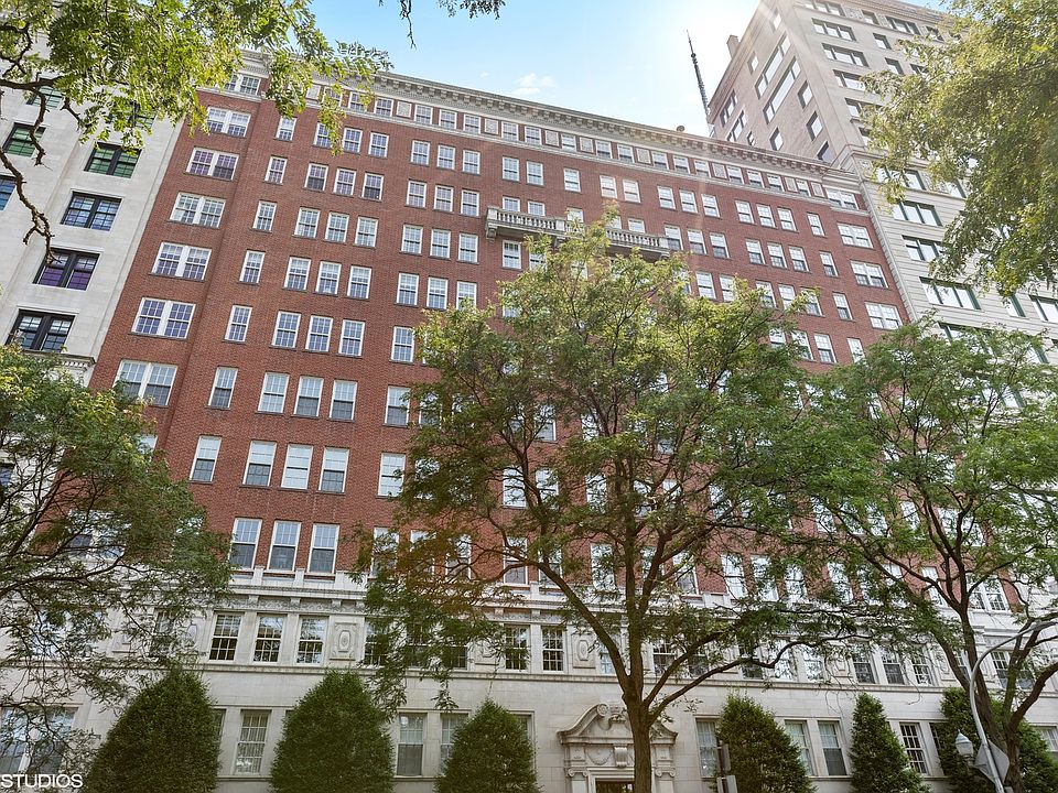 1st image of 219 E Lake Shore Dr APT 8AB