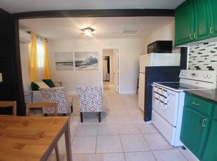 1404 Park St #B, Seffner, FL 33584