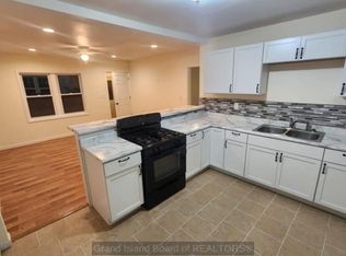 203 W 15th St, Grand Island, NE 68801