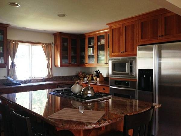 2nd image of 2379 Parkland Ter