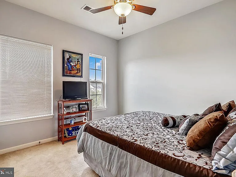 2834 Admiral Ridge Rd — Photo 16