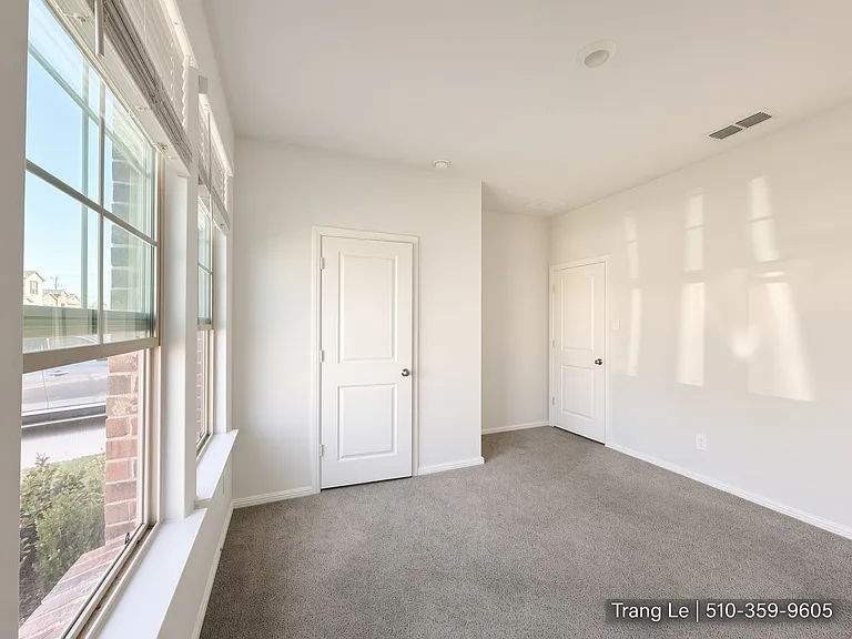 8636 Centerboard Ln — Photo 38