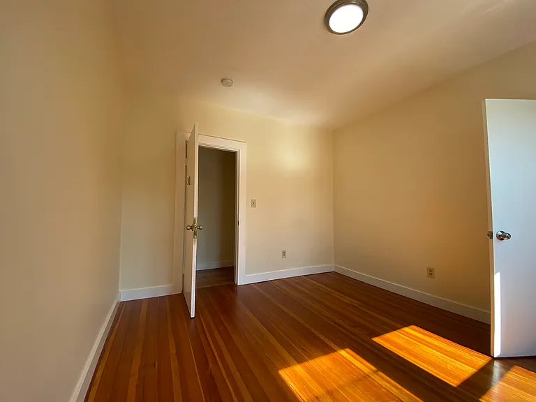 66 Pleasant St #3 — Photo 15