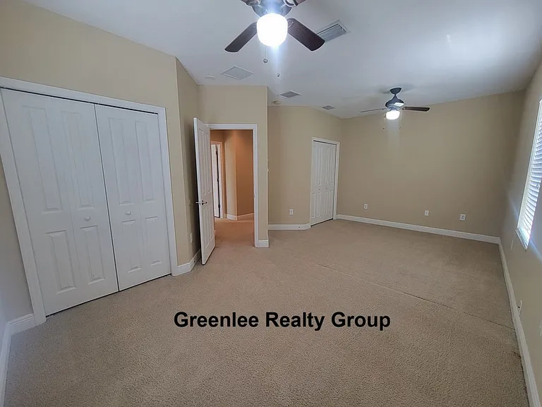 10418 Fenceline Rd — Photo 32