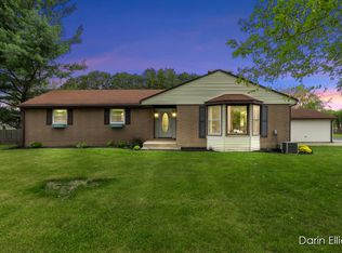 417 E Grant St, Sheridan, MI 48884