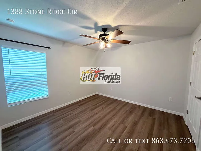 1388 Stone Ridge Cir — Photo 9
