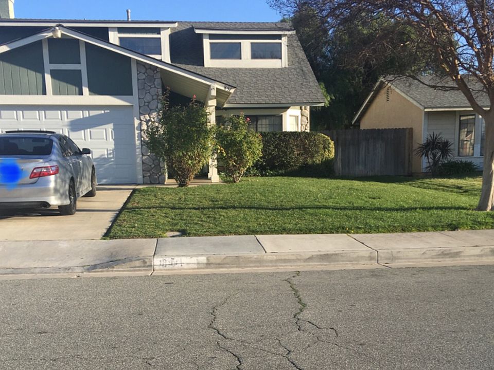 1st image of 851 Penny Ln