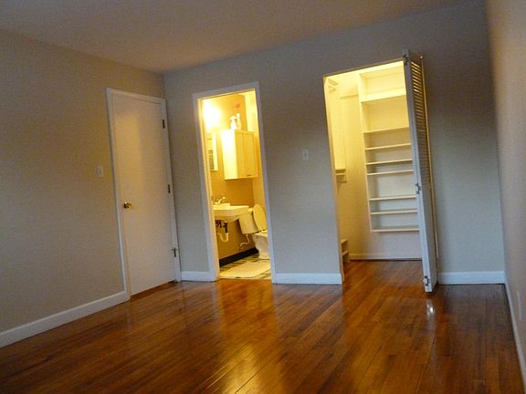 Master bedroom with bathroom & walk-in closet