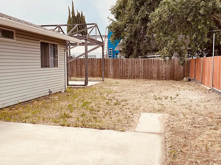 15133 Ryhiner Ln — Photo 9