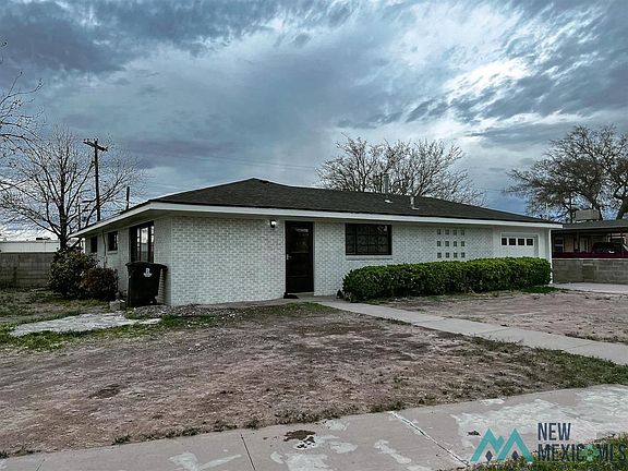 2nd image of 805 N Plains Park Dr
