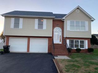 908 Slusser Ln, Roanoke, VA 24019