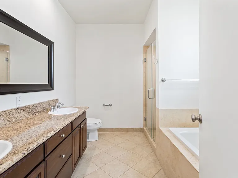 430 N Maple Dr — Photo 19