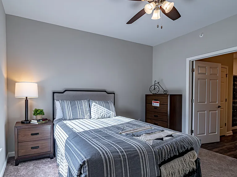 Saddlebred Park Apartments — Photo 6