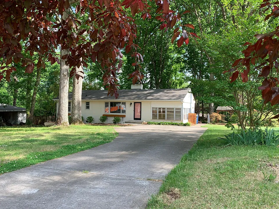 405 Northwood Dr