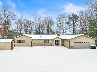 4014 Sandy Bluff Rd, Rhinelander, WI 54501