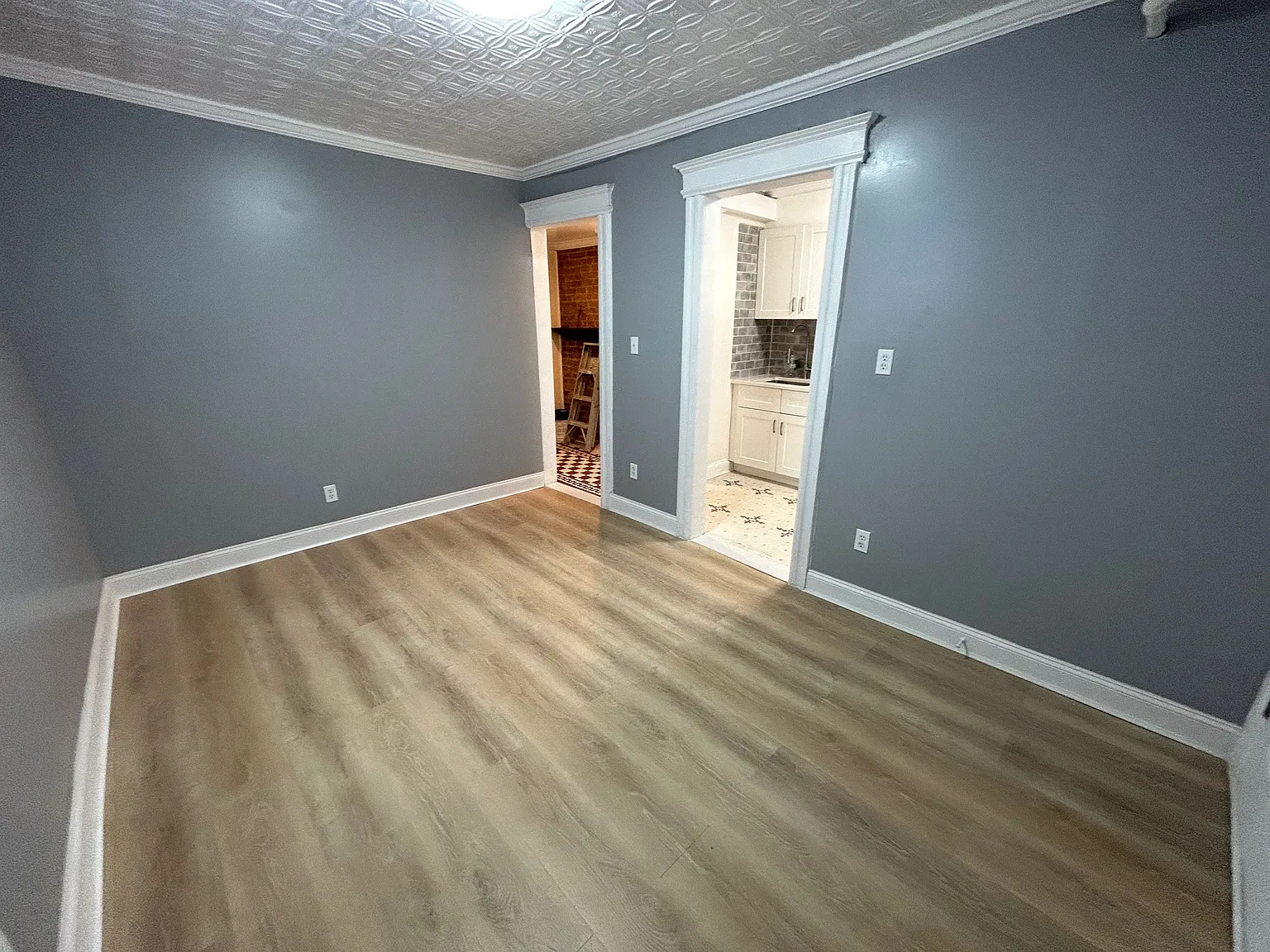 183 Bay 10th Street — Photo 4