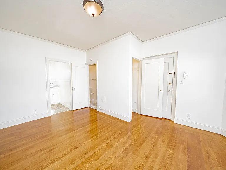 336 Wayne Avenue — Photo 3
