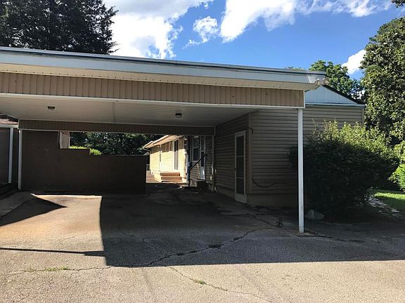 4th image of 3819 Riverview Dr