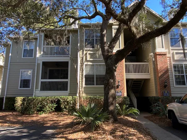 1600 Long Grove Dr, Mount Pleasant, SC