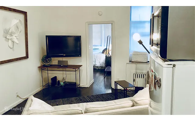 Rented by Douglas Elliman | media 3