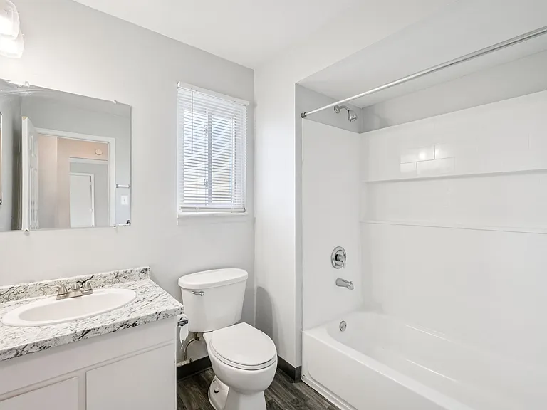 2 Bedroom 1 Bath Standard- (21B) Bathroom
