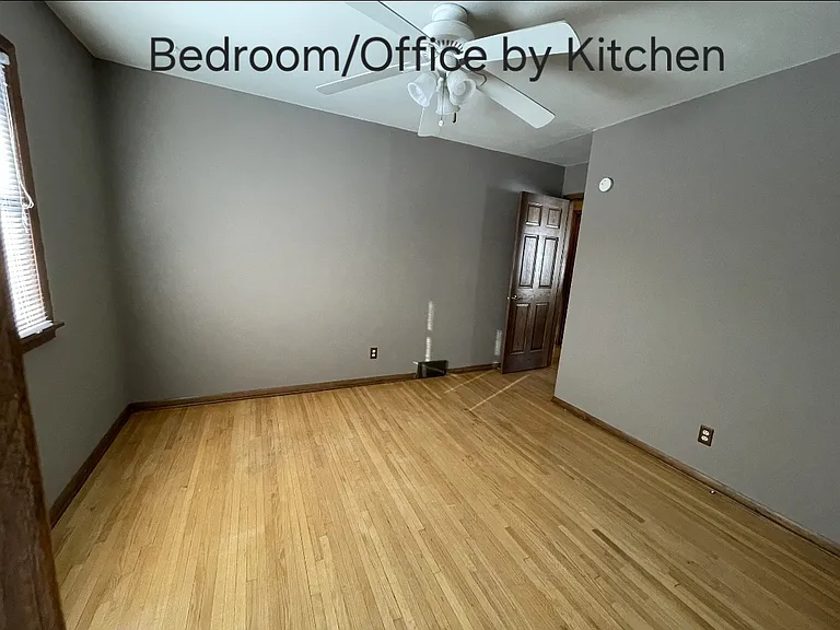 6709 Markwood Dr N — Photo 10