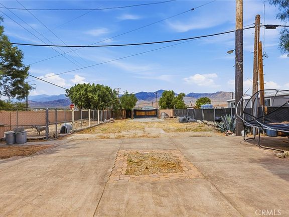 4th image of 52010 Maxine Ave
