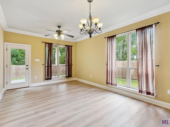 3rd image of 12282 Highland Park Dr
