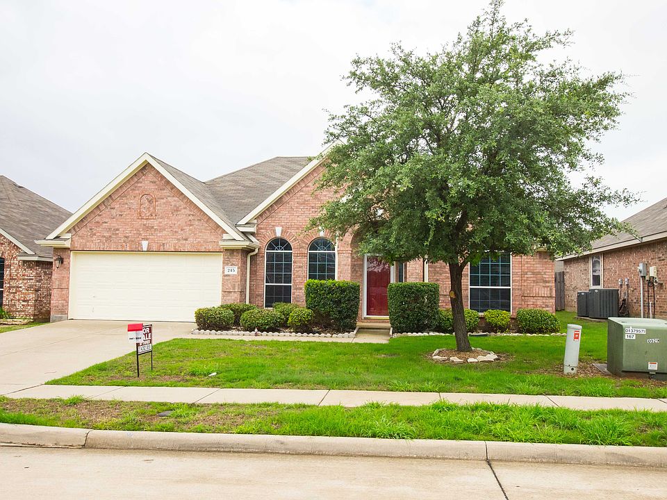 1st image of 245 Hilltop Dr