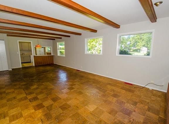4th image of 1737 Brookmede Dr