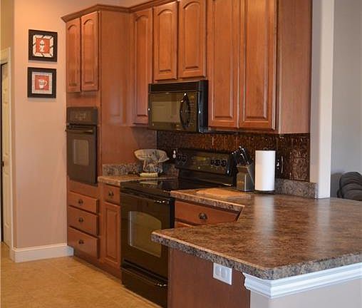 4th image of 6737 Cove Creek Dr