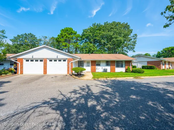 992A Argyll Circle, Lakewood, NJ 08701