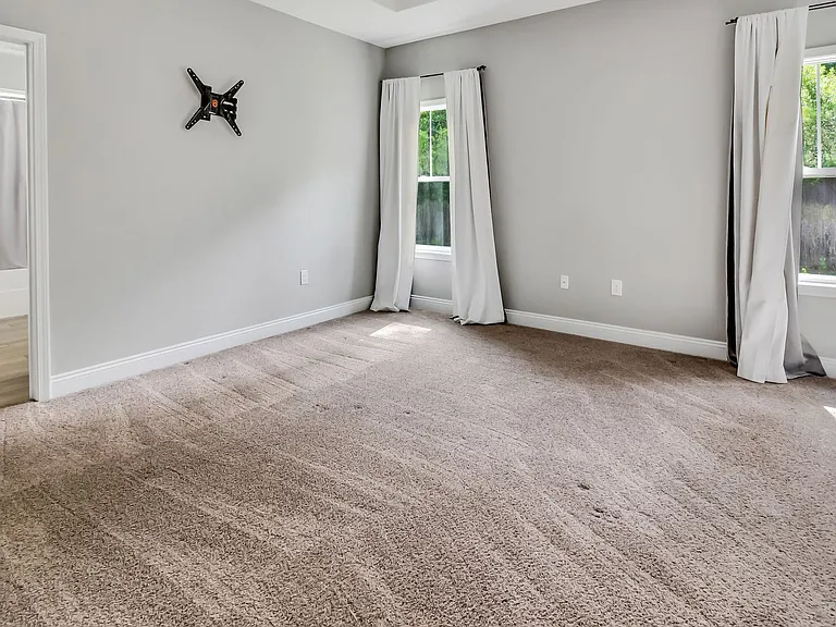 2281 Tom St — Photo 24