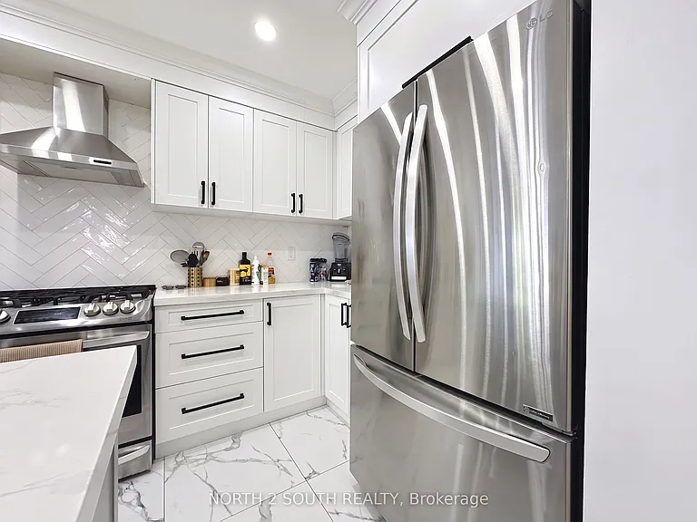 93 Komura Rd #UPPER — Photo 22