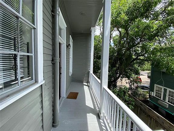 3rd image of 4013 Prytania St #D