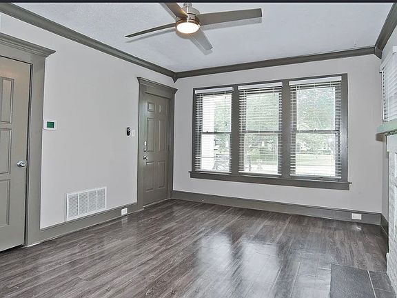 3rd image of 5901 Belmont Ave APT 1